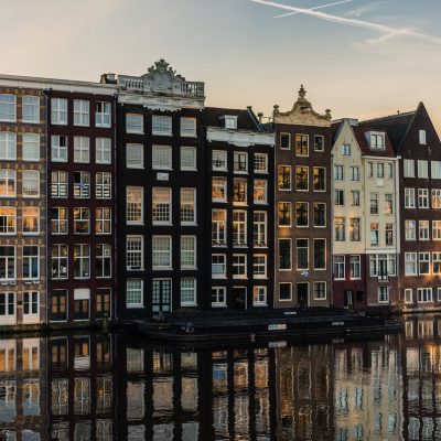Hoe beveiligingsbedrijven Amsterdam beschermen