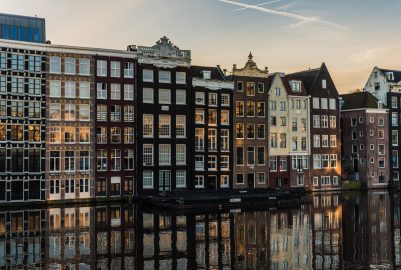 Hoe beveiligingsbedrijven Amsterdam beschermen